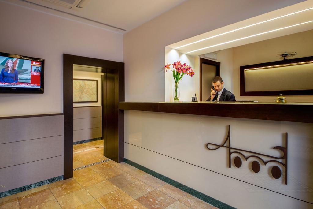 Hotel Dei Mille Rome Bagian luar foto