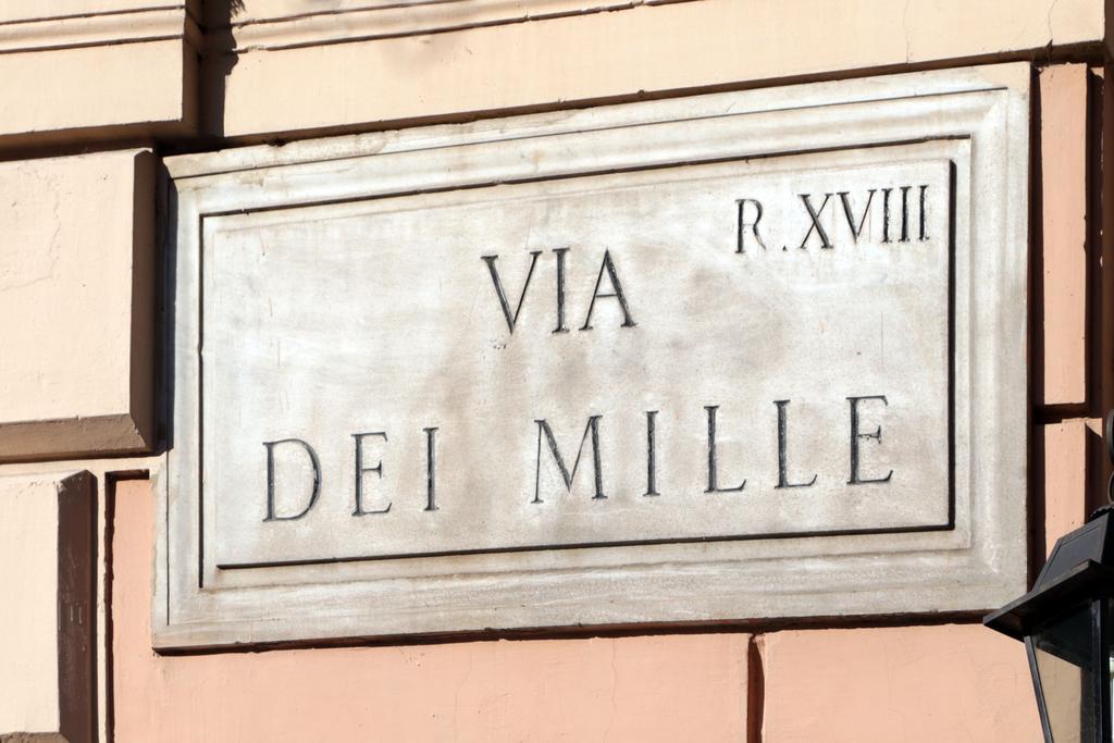 Hotel Dei Mille Rome Bagian luar foto